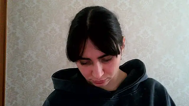 Snapshot of Kashtanka_ chatting on 10/15/25, 11:10 Kashtanka online show from 10/15/25, 11:10