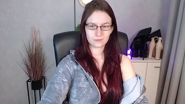 emmaxDelight online show from 01/13/26, 06:29