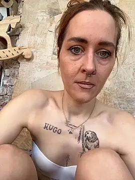 JoleneFuego online show from 04/01/26, 07:53