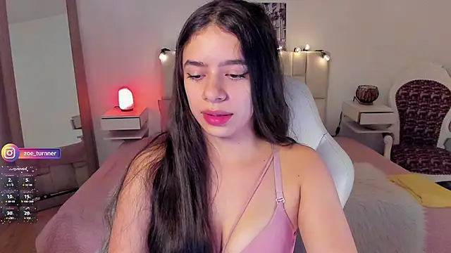 zoe turnner 18 online show from 10/29/25, 11:34