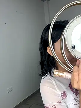 lilithTeen1  online show from 11/19/25, 09:59