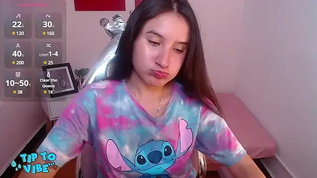 Snapshot of sweetyy_lollipop chatting on 02/10/25, 10:51 sweetyy lollipop online show from 02/10/25, 10:51