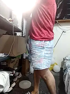 Snapshot of Gasparin32 chatting on 03/10/25, 03:45 Gasparin32 online show from 03/10/25, 03:45