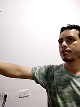 Gasparin32 online show from 04/15/26, 03:13