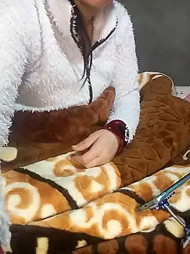 jijijoudia online show from 01/22/25, 10:05