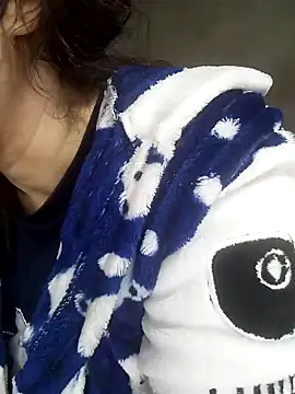 jijijoudia online show from 01/25/25, 10:39