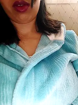 jijijoudia online show from 12/04/25, 03:10