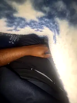 Snapshot of RovingAlcove chatting on 03/10/26, 11:21 RovingAlcove online show from 03/10/26, 11:21