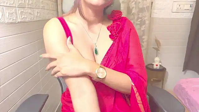 Snapshot of Your_Sassy_Goddess chatting on 03/05/25, 04:35 Your Sassy Goddess online show from 03/05/25, 04:35