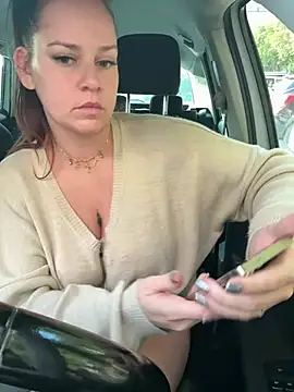 Snapshot of Sweety__venus chatting on 01/14/26, 03:28 Sweety venus online show from 01/14/26, 03:28