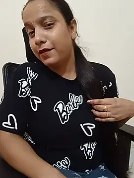 Snapshot of Simran-Kaur143 chatting on 07/08/26, 10:20 Simran-Kaur143 online show from 07/08/26, 10:20