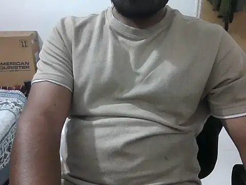 Snapshot of WildDick0007 chatting on 01/16/25, 05:01 WildDick0007 online show from 01/16/25, 05:01