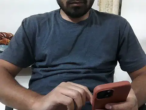 Snapshot of WildDick0007 chatting on 01/21/25, 04:27 WildDick0007 online show from 01/21/25, 04:27