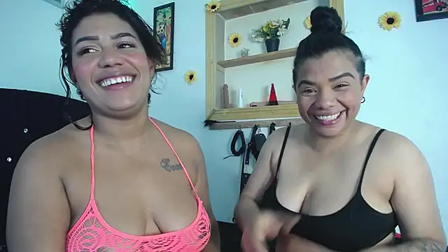 Snapshot of kaylie_dakota chatting on 12/19/25, 01:34 kaylie dakota online show from 12/19/25, 01:34