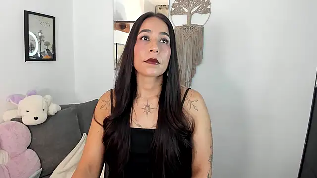 electra hunt online show from 05/06/26, 11:54