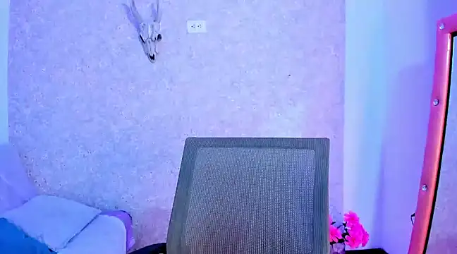 Snapshot of AliciaChelios chatting on 12/31/24, 05:11 AliciaChelios online show from 12/31/24, 05:11