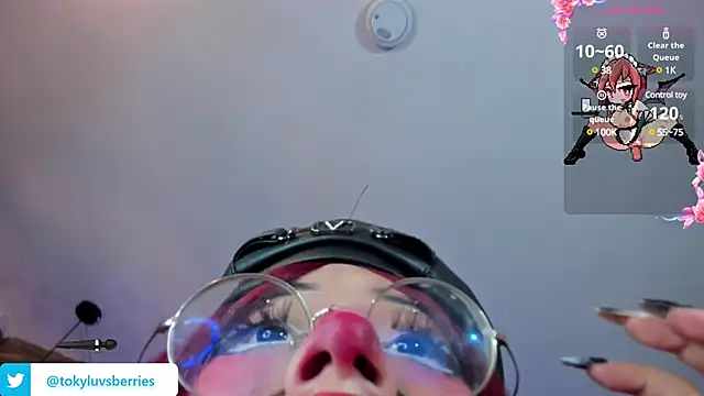 Snapshot of toky_doll chatting on 12/10/24, 11:08 toky doll online show from 12/10/24, 11:08