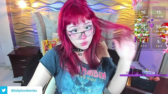 Snapshot of toky_doll chatting on 12/18/24, 09:29 toky doll online show from 12/18/24, 09:29