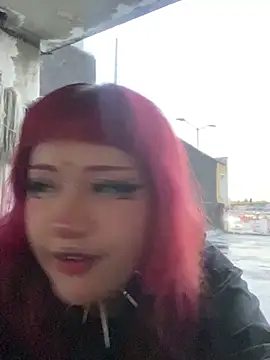 Snapshot of toky_doll chatting on 02/13/25, 11:15 toky doll online show from 02/13/25, 11:15