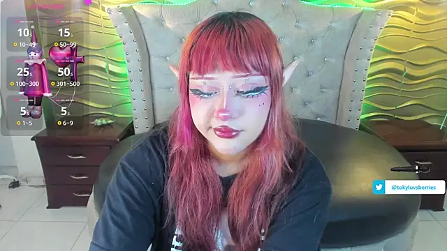 Snapshot of toky_doll chatting on 03/05/25, 09:15 toky doll online show from 03/05/25, 09:15