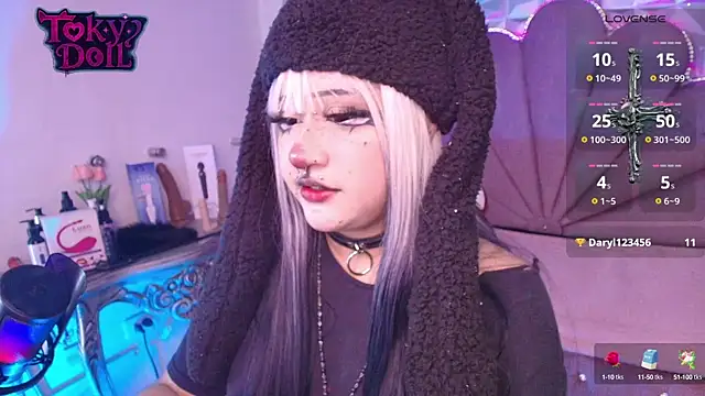 Snapshot of toky_doll chatting on 10/01/25, 08:48 toky doll online show from 10/01/25, 08:48