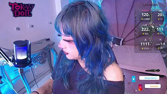 Snapshot of toky_doll chatting on 10/02/25, 09:11 toky doll online show from 10/02/25, 09:11