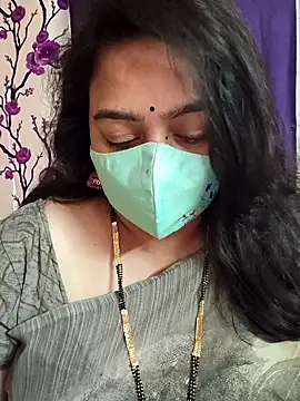 neelu-hoty online show from 01/12/25, 12:49