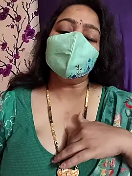 neelu-hoty online show from 01/13/25, 02:39