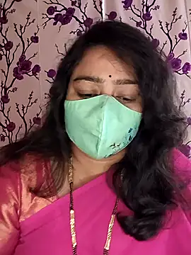 neelu-hoty online show from 01/18/25, 03:27