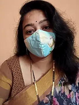 neelu-hoty online show from 02/05/25, 12:42