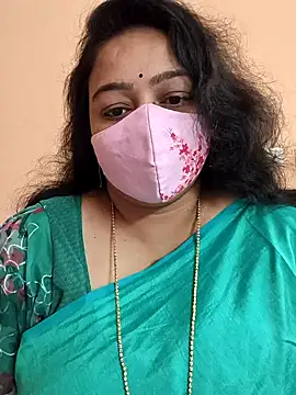 neelu-hoty online show from 02/09/25, 12:52