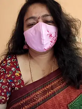 neelu-hoty online show from 02/28/25, 12:32