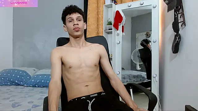 Snapshot of jeff_ross chatting on 01/19/25, 07:58 jeff ross online show from 01/19/25, 07:58