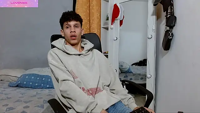 Snapshot of jeff_ross chatting on 01/29/25, 09:39 jeff ross online show from 01/29/25, 09:39