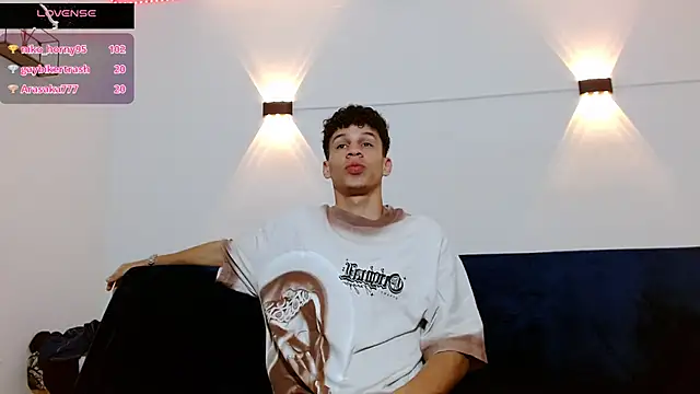 Snapshot of jeff_ross chatting on 09/28/25, 10:26 jeff ross online show from 09/28/25, 10:26