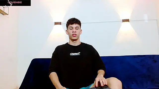 Snapshot of jeff_ross chatting on 11/18/25, 09:47 jeff ross online show from 11/18/25, 09:47