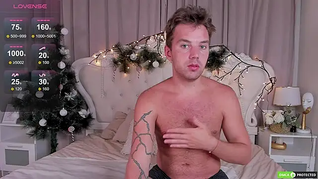 ArthurWhitee online show from 12/15/25, 03:11