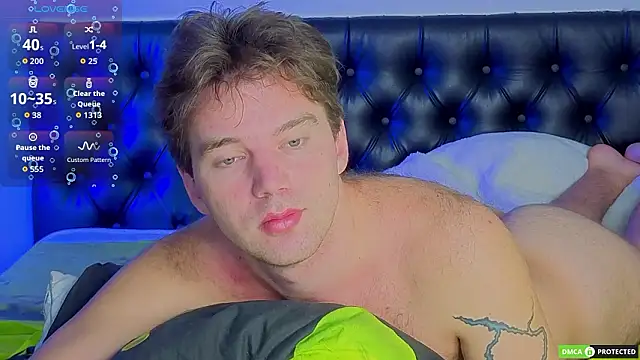 ArthurWhitee online show from 03/09/26, 03:32