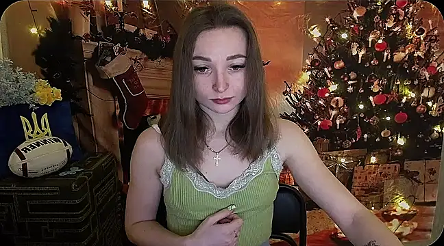 Snapshot of _Barbie_Kiss_ chatting on 12/24/24, 06:33 Barbie Kiss online show from 12/24/24, 06:33