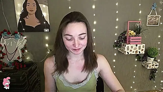 Snapshot of _Barbie_Kiss_ chatting on 02/08/25, 09:24 Barbie Kiss online show from 02/08/25, 09:24