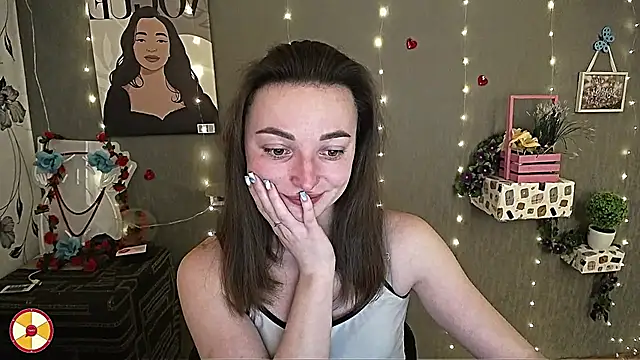 Snapshot of _Barbie_Kiss_ chatting on 02/19/25, 10:01 Barbie Kiss online show from 02/19/25, 10:01
