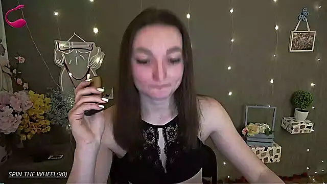 Snapshot of _Barbie_Kiss_ chatting on 03/19/25, 06:46 Barbie Kiss online show from 03/19/25, 06:46