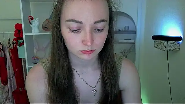  Barbie Kiss  online show from 06/01/26, 05:03