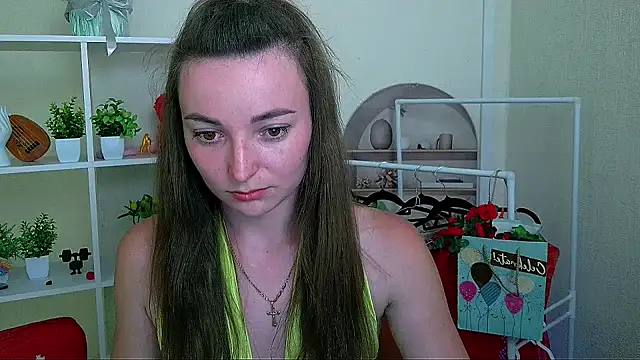 Snapshot of _Barbie_Kiss_ chatting on 07/07/26, 04:00 Barbie Kiss online show from 07/07/26, 04:00