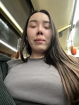 Snapshot of Asian_Asami chatting on 03/17/25, 06:32 Asian Asami online show from 03/17/25, 06:32