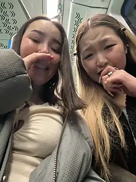 Snapshot of Asian_Asami chatting on 11/16/25, 02:11 Asian Asami online show from 11/16/25, 02:11