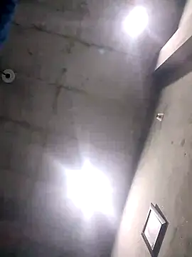 VyingAviary online show from 03/19/25, 04:45