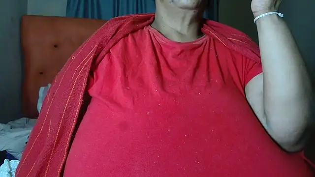 tinagiant online show from 05/07/26, 06:35