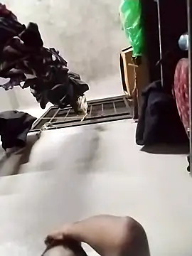 Snapshot of Alokraj373990 chatting on 11/02/25, 07:27 Alokraj373990 online show from 11/02/25, 07:27