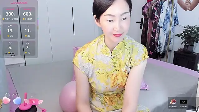 paopao-a online show from 10/13/25, 04:07